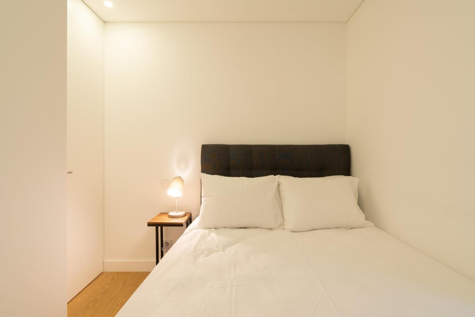 Guestready - Modern 2-Bedroom Apt In Cedofeita ポルト エクステリア 写真